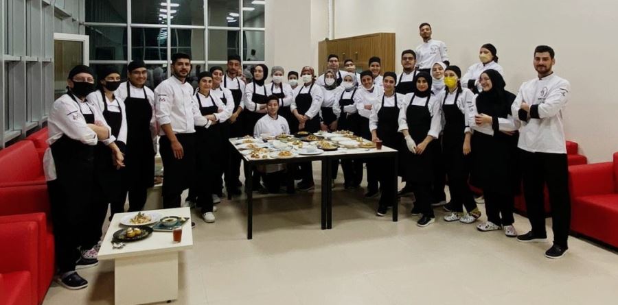 Dünya mutfak kültürünü tanıyan ve hazırlayabilen öğrenciler yetişiyor 
