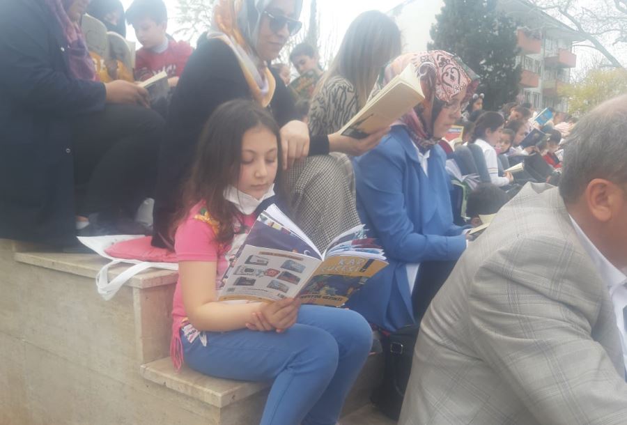 KÜÇÜK ÖĞRENCİLERDEN OSMANİYELİLERE ÖRNEK HAREKET