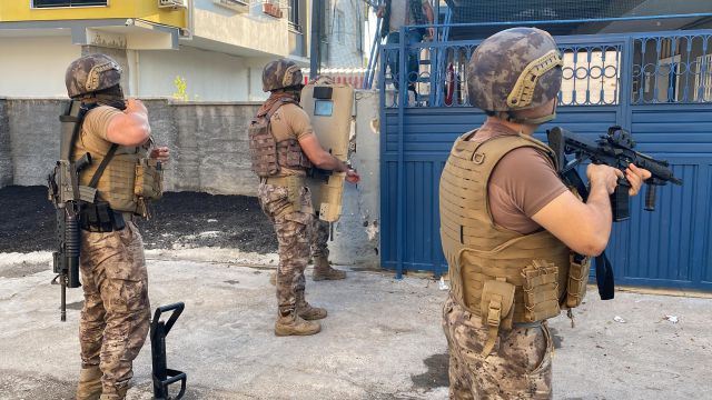 Narkotikten Torbacılara Şafak Operasyonu